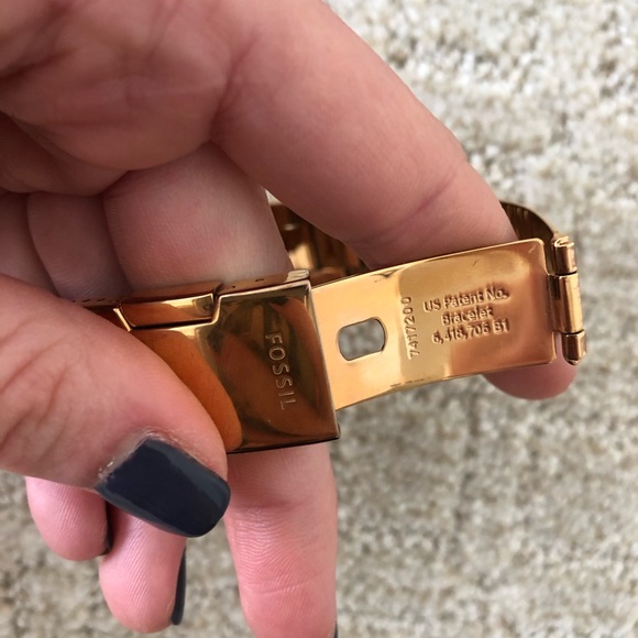 Fossil Women’s Watch - Picture 3 of 3